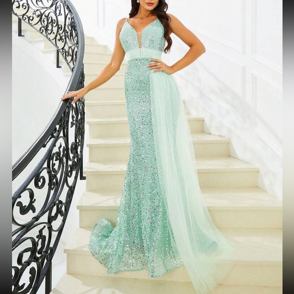 Luxe mesh glittery spaghetti straps party formal dress - Picture 9 of 9